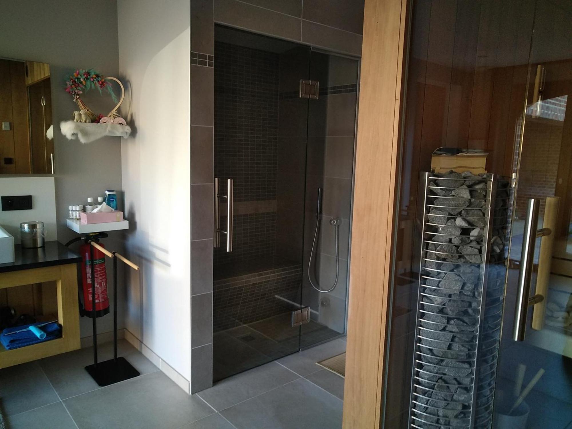 Vakantiewoning Mierzicht Met Prive Wellness Haspengouw Boekhout Bagian luar foto